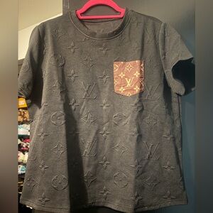 Designer T-Shirt with Brown Pocket